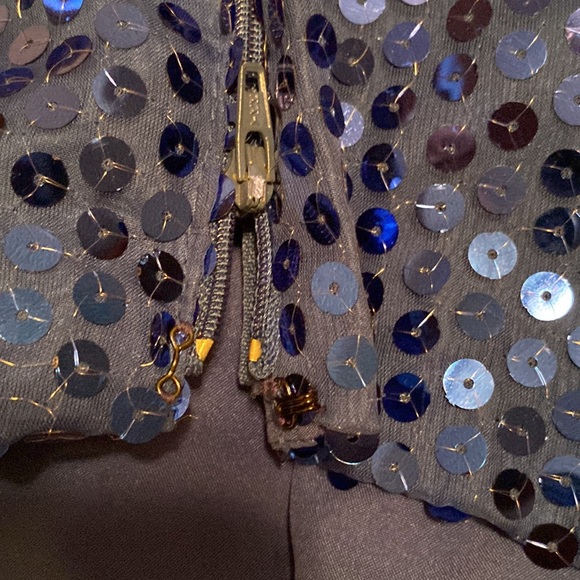 Formal Dress - Picture 8 of 9